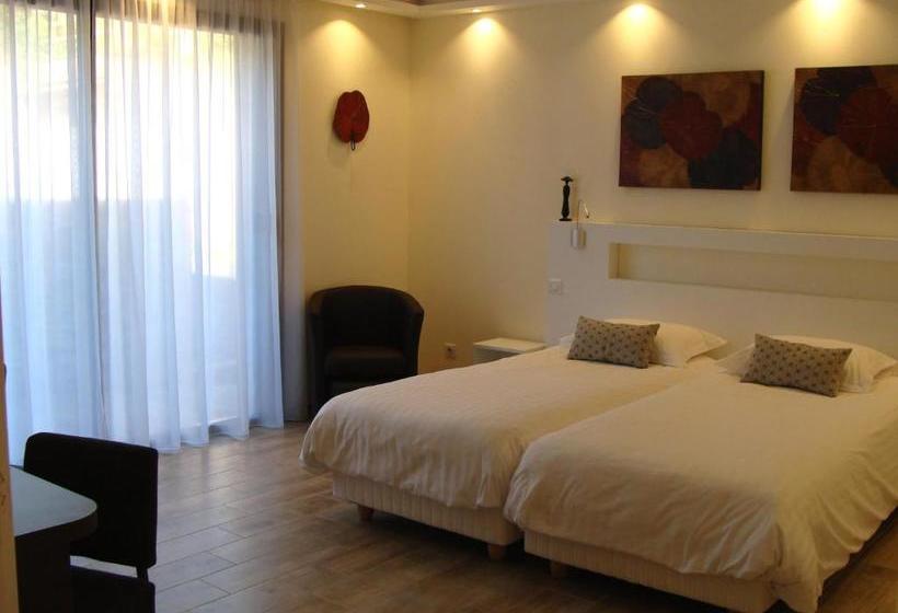 호텔 Hôtel Poste Et Champanne