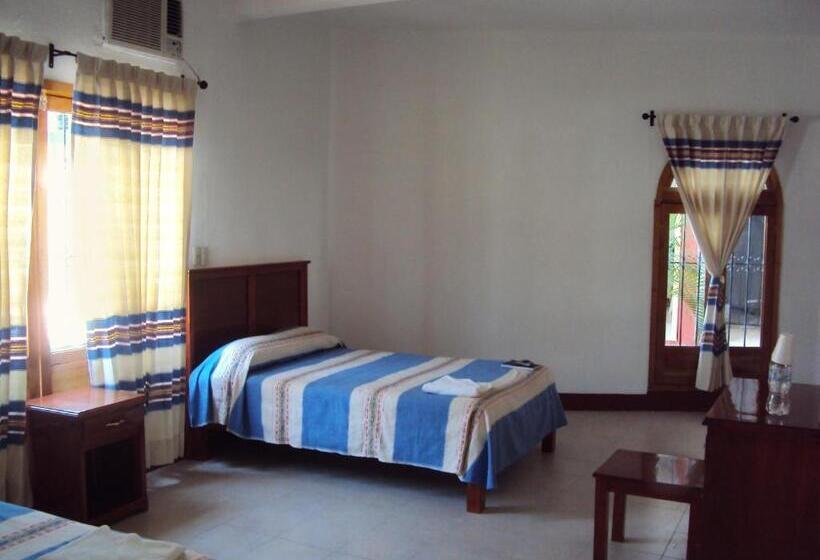 Отель De Santiago