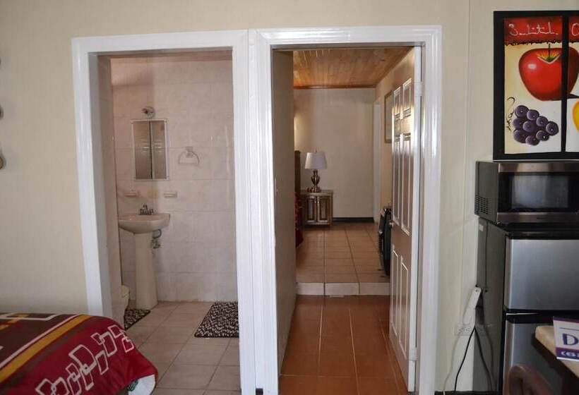 فندق Doña Crucita