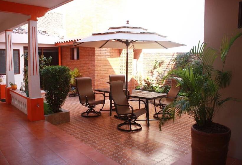 فندق Doña Juana Tlacotalpan