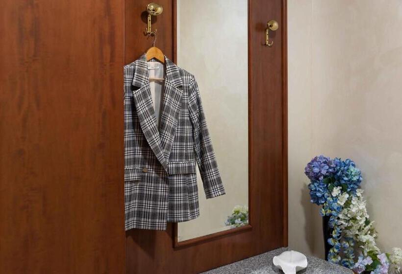 Edra Palace Hotel & Ristorante