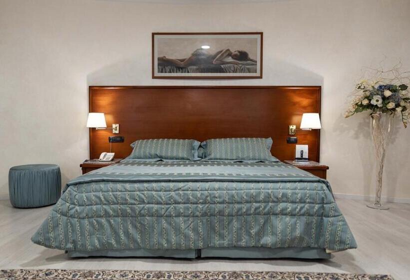 Edra Palace Hotel & Ristorante