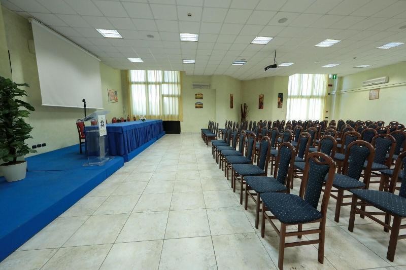 Edra Palace Hotel & Ristorante