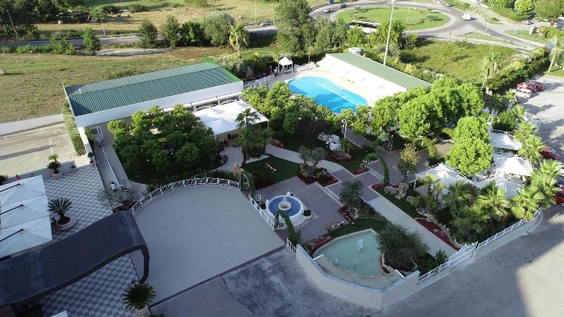 Edra Palace Hotel & Ristorante