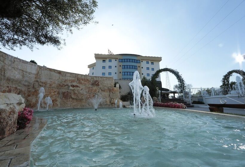 Edra Palace Hotel & Ristorante