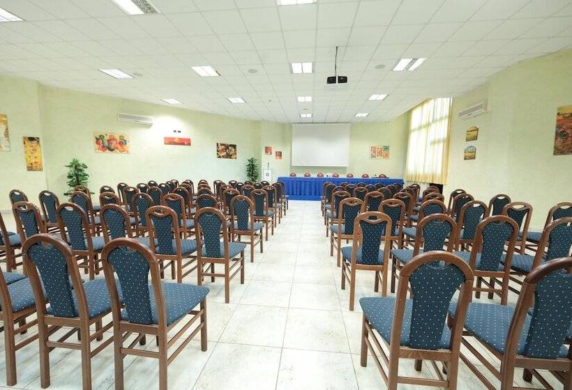 Edra Palace Hotel & Ristorante