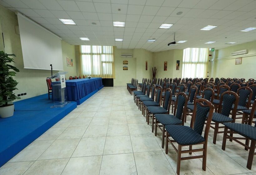 Edra Palace Hotel & Ristorante