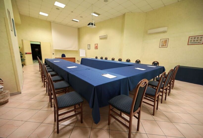 Edra Palace Hotel & Ristorante