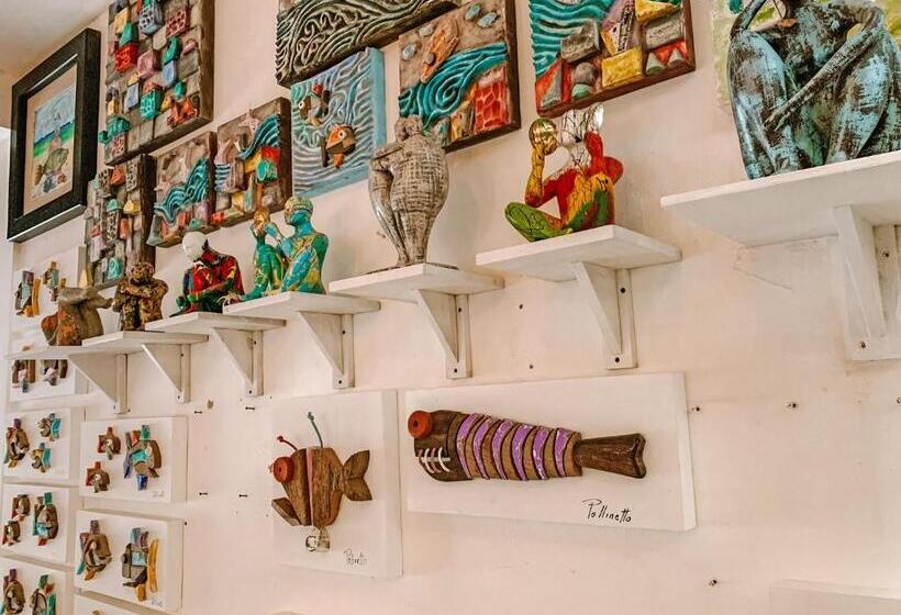 Отель El Fuerte Beach Apartments