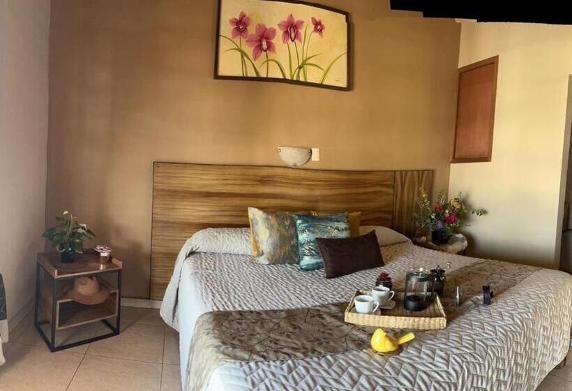 ホテル El Leñador