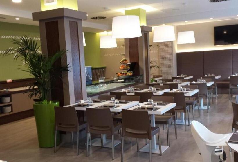 בית מלון כפרי Emiliana