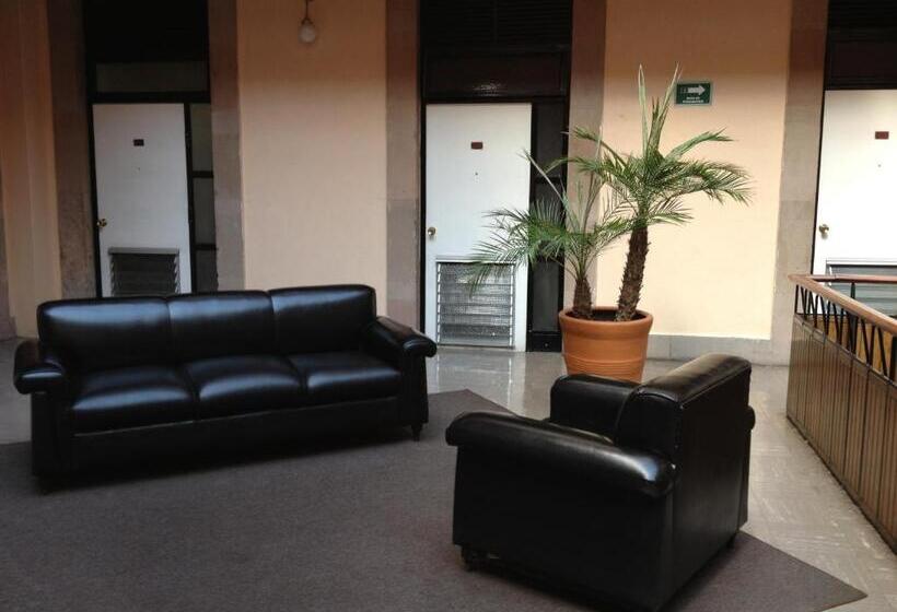 酒店 Gomez De Celaya