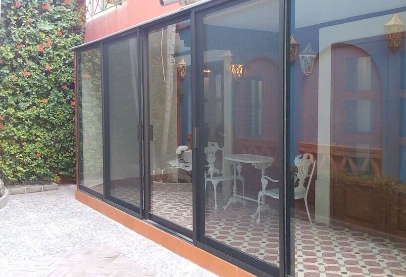 فندق Hacienda Flamingos