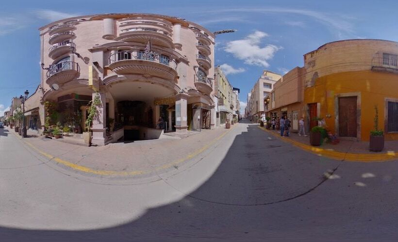 Отель Hacienda Los Narcisos