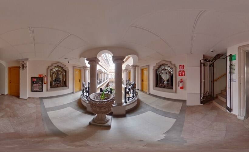 Отель Hacienda Los Narcisos