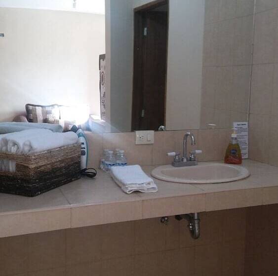 ホテル Hospedaje Parras