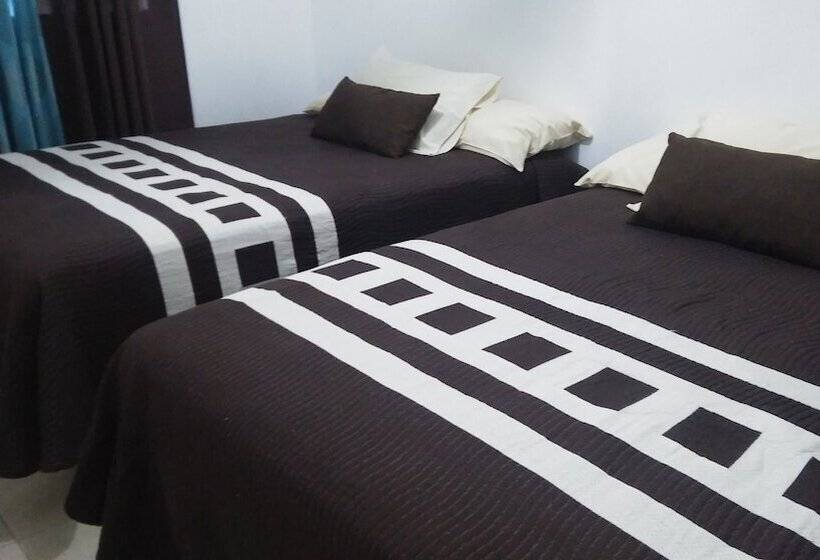 ホテル Hospedaje Parras