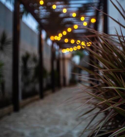 בית מלון כפרי Howlita Tulum   Adult Only