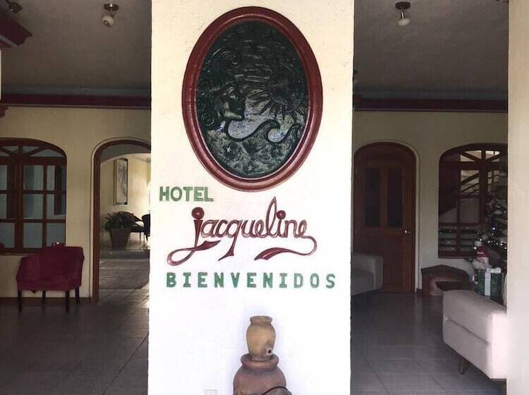 호텔 Jacqueline