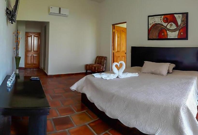 ホテル Jardín Cerritos Xochitepec