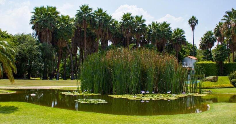 ホテル Jardín Cerritos Xochitepec