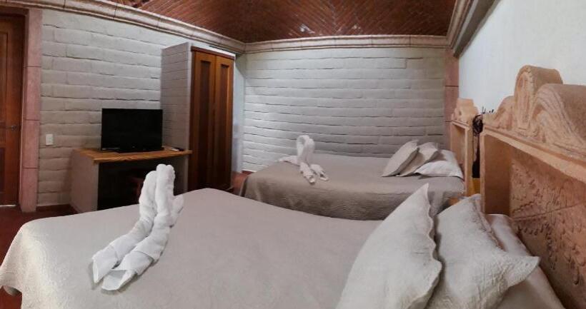 ホテル Jardín Cerritos Xochitepec