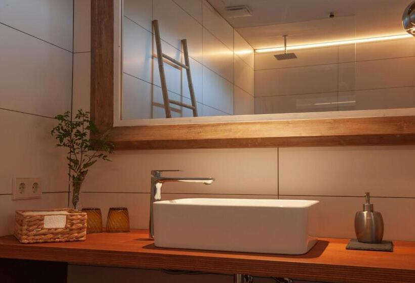 هتل L Aixart Aiguablava