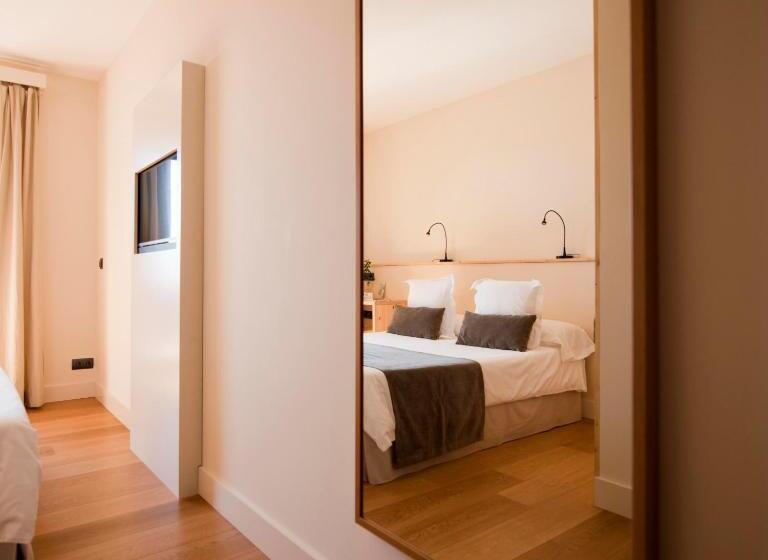 هتل L Aixart Aiguablava