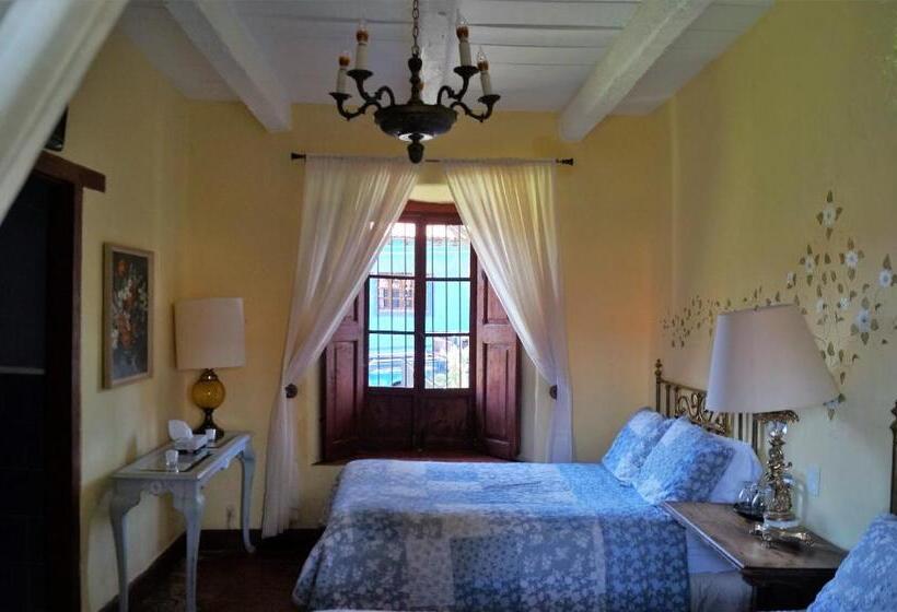 בית מלון כפרי La Casa Azul Huasca & Restaurante La Terraza