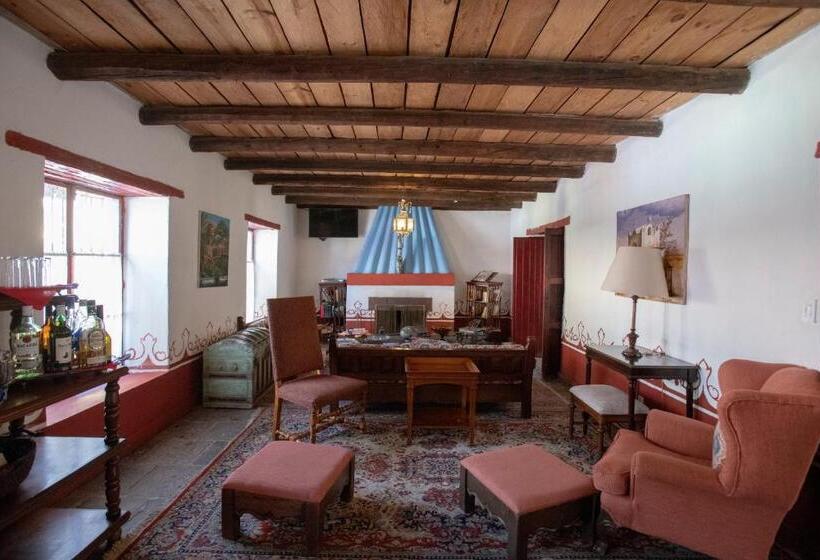 בית מלון כפרי La Casa Azul Huasca & Restaurante La Terraza