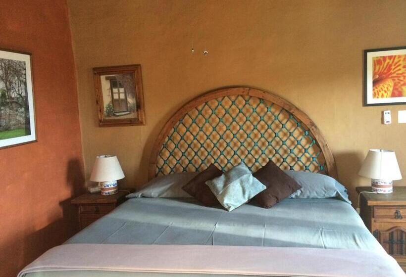 ホテル La Casa Del Guamúchil