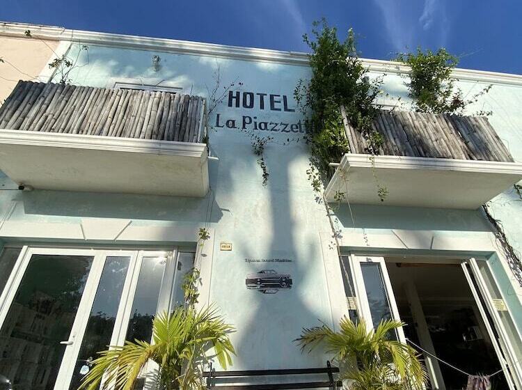 Отель La Piazzetta