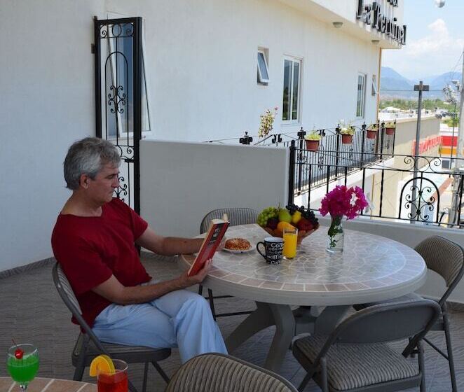 בית מלון כפרי La Terminal
