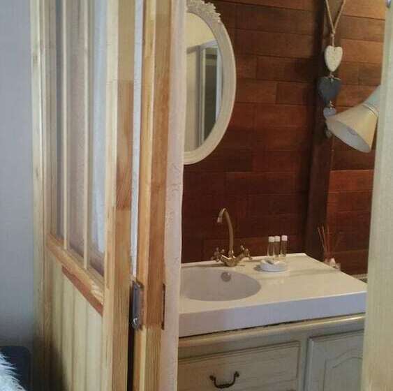 Отель Les Filateries