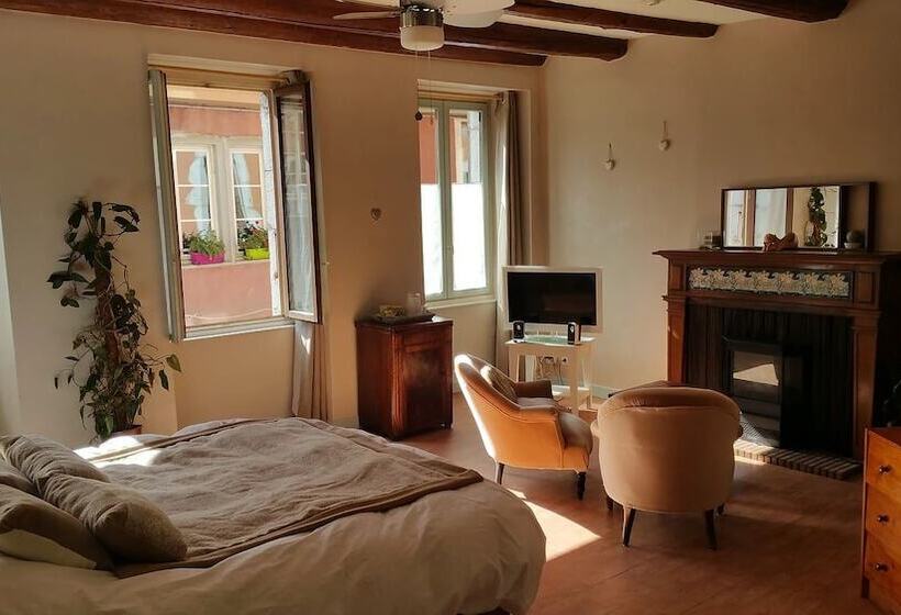 Отель Les Filateries