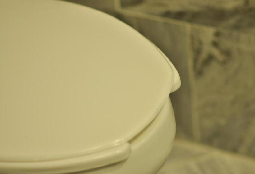 هتل Lopez Campeche