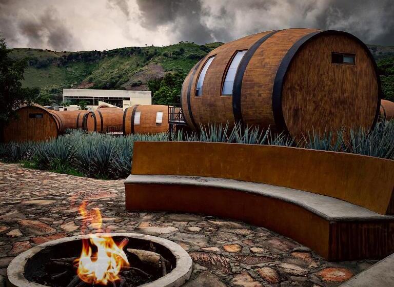 Matices Hotel De Barricas