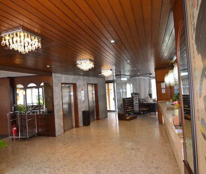 בית מלון כפרי Oriental