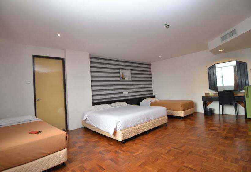 בית מלון כפרי Oriental