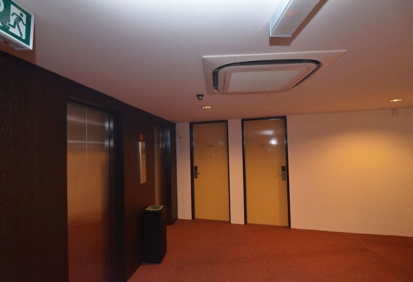 בית מלון כפרי Oriental