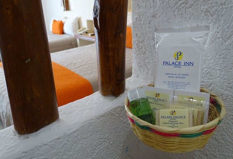 هتل Palapa Palace