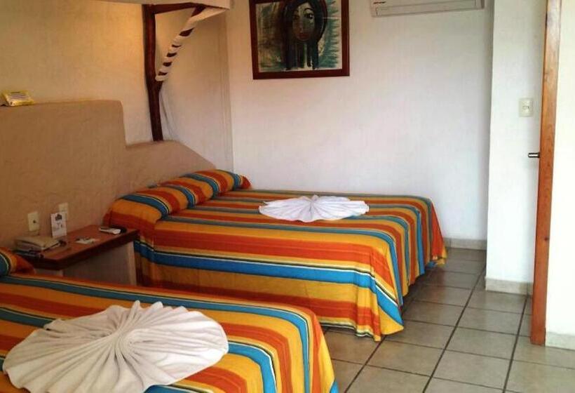 هتل Palapa Palace