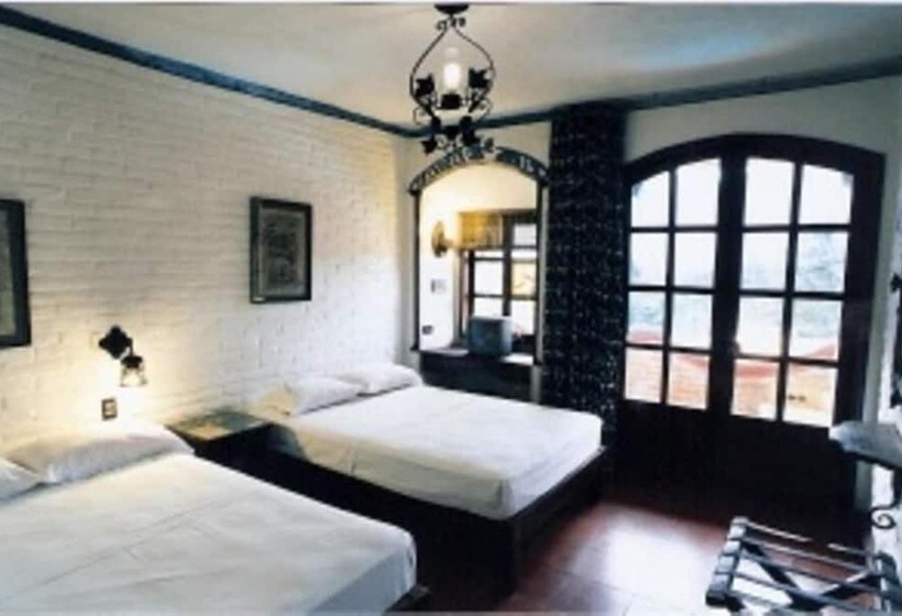 هتل Paraiso Escondido