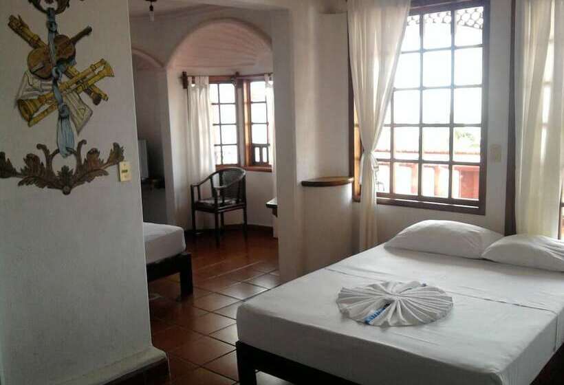 هتل Paraiso Escondido