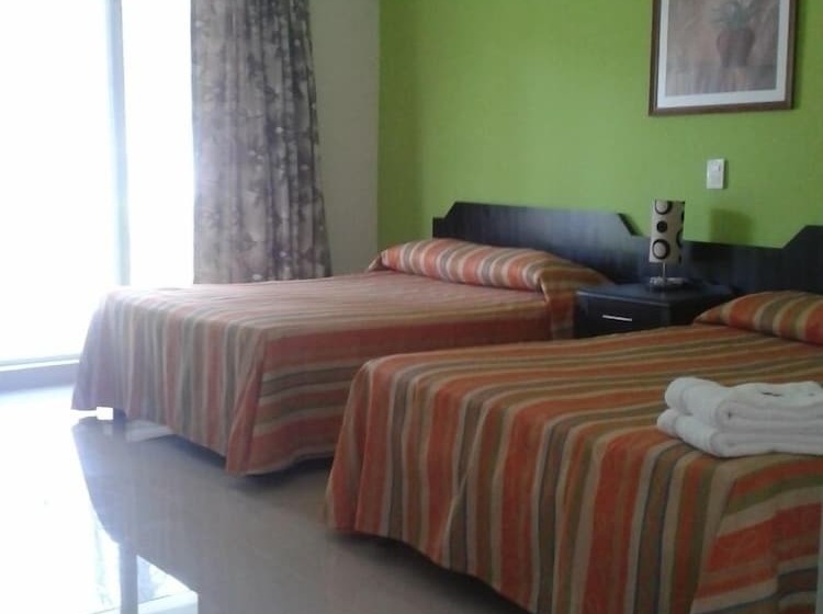 Отель Playa Azul