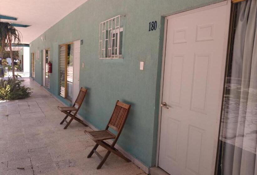 Отель Playa Azul