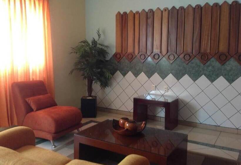 فندق Plaza Rubio