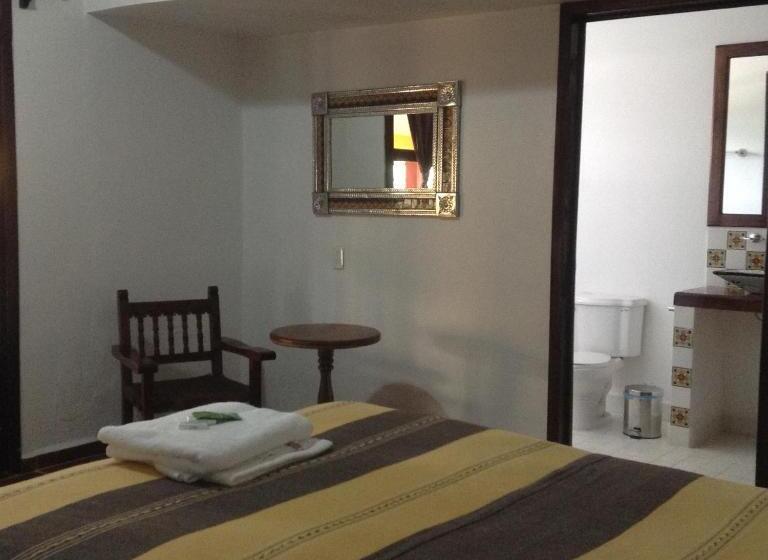 בית מלון כפרי Posada Aguila Real