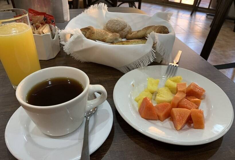 호텔 Posada Don Ramon