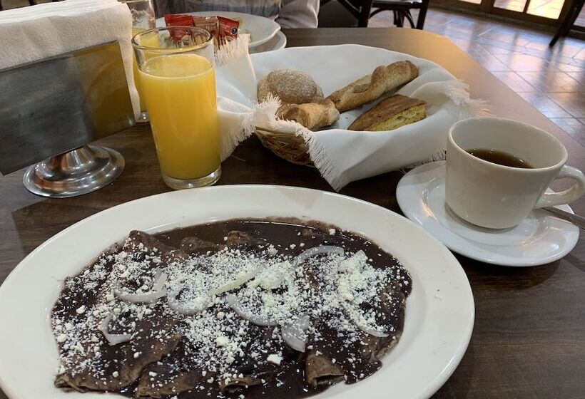 호텔 Posada Don Ramon